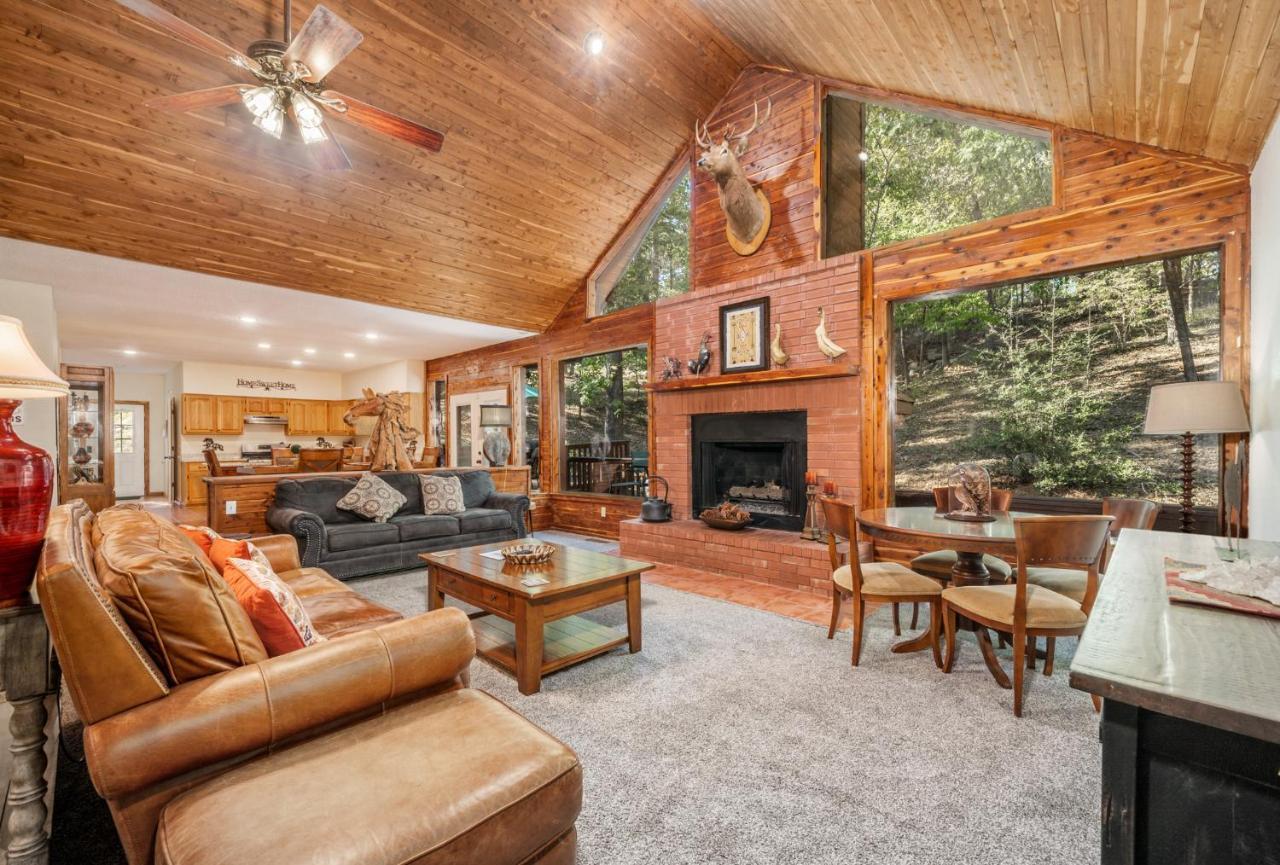 Luxury Rock Creek Cabin W Deck By Lake Hamilton Hot Springs Buitenkant foto
